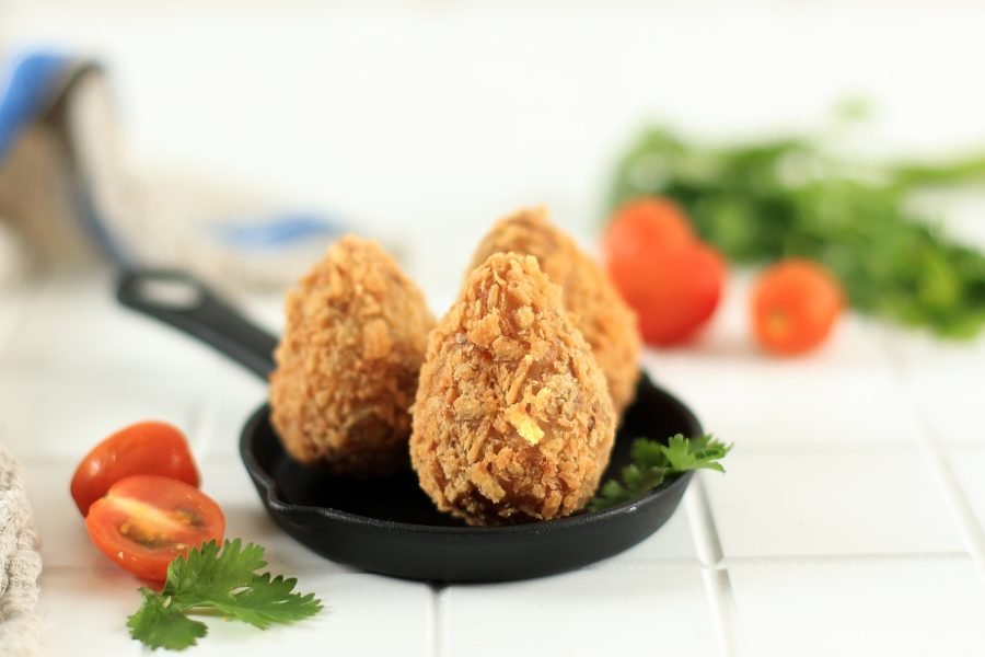 Coxinha Brazilian Snack, Deep Fried Batter with Shredded Chicken FIlling